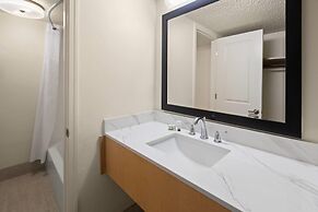 Ramada by Wyndham Merced