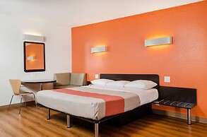 Motel 6 Merced, CA