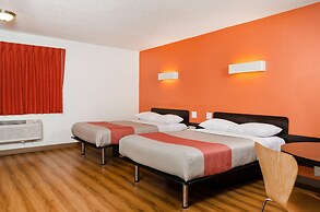 Motel 6 Merced, CA