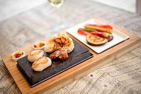 Trump International Beach Resort