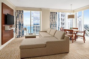 Trump International Beach Resort
