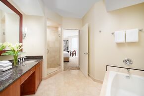 Trump International Beach Resort