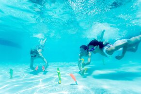 Trump International Beach Resort