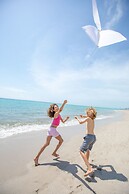 Trump International Beach Resort