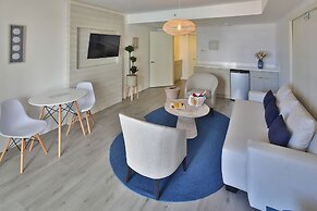 Trump International Beach Resort