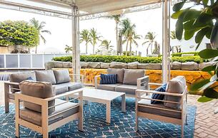 Trump International Beach Resort