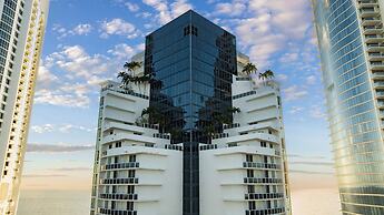 Trump International Beach Resort