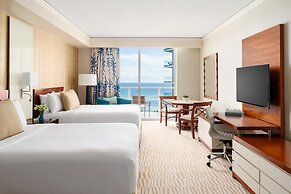 Trump International Beach Resort