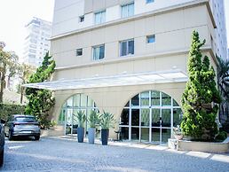 Roomo Bela Cintra Residencial