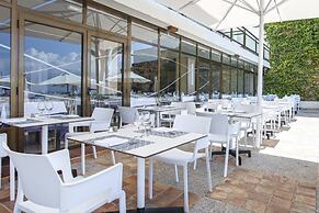 Be Live Adults Only Marivent