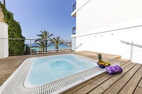 Be Live Adults Only Marivent