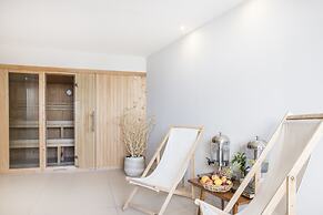 Be Live Adults Only Marivent