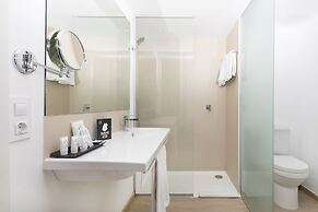 Be Live Adults Only Marivent