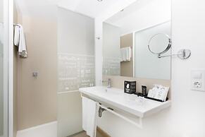 Be Live Adults Only Marivent