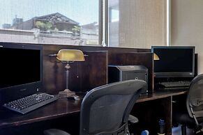 Comfort Suites Visalia Convention Center