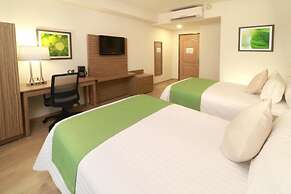 Wyndham Garden Monterrey Valle Real