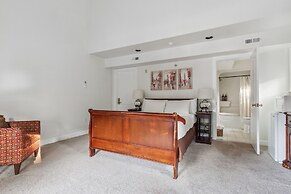 The Columbia Inn at Peralynna Manor