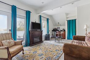 The Columbia Inn at Peralynna Manor