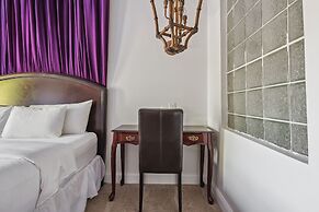 The Columbia Inn at Peralynna Manor