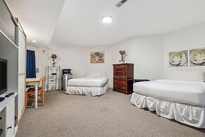 The Columbia Inn at Peralynna Manor