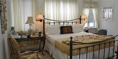 The Columbia Inn at Peralynna Manor