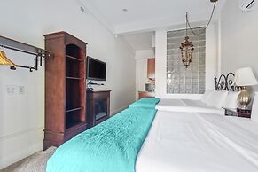 The Columbia Inn at Peralynna Manor