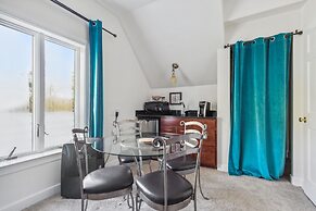 The Columbia Inn at Peralynna Manor