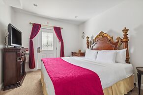 The Columbia Inn at Peralynna Manor