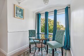 The Columbia Inn at Peralynna Manor