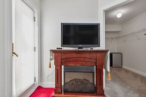 The Columbia Inn at Peralynna Manor