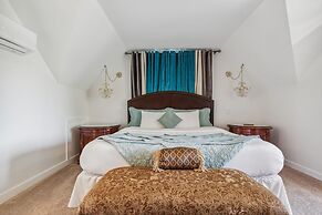 The Columbia Inn at Peralynna Manor