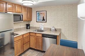 Residence Inn by Marriott Kansas City Country Club Plaza