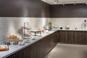 Residence Inn by Marriott Kansas City Country Club Plaza