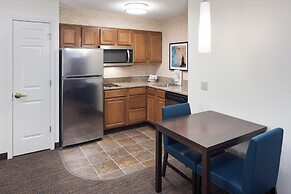 Residence Inn by Marriott Kansas City Country Club Plaza