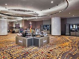 Pullman Kuala Lumpur City Centre Hotel & Residences