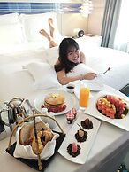 Pullman Kuala Lumpur City Centre Hotel & Residences