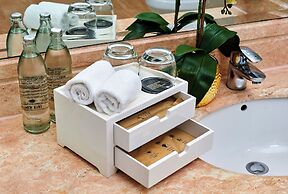 Pullman Kuala Lumpur City Centre Hotel & Residences