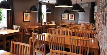 Strand Hotell