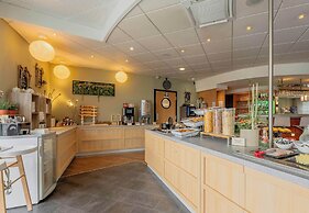 B&B HOTEL Calais Terminal Cité de l'Europe 4 étoiles