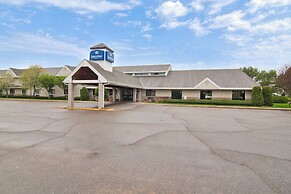 Boarders Inn & Suites by Cobblestone Hotels - Faribault