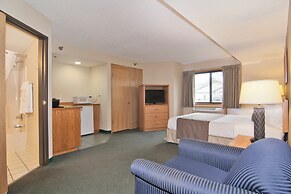 Boarders Inn & Suites by Cobblestone Hotels - Faribault