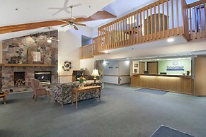 Boarders Inn & Suites by Cobblestone Hotels - Faribault