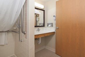 Boarders Inn & Suites by Cobblestone Hotels - Faribault
