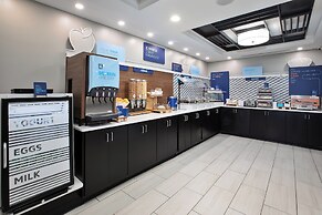 Holiday Inn Express I-26 & Us 29 At Westgate Mall by IHG