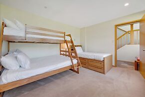 The Vail Spa Condominiums