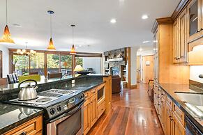 The Vail Spa Condominiums