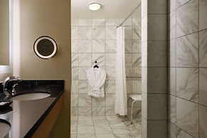 The Westin Detroit Metropolitan Airport