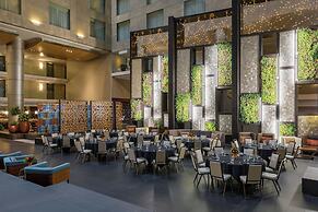 The Westin Detroit Metropolitan Airport