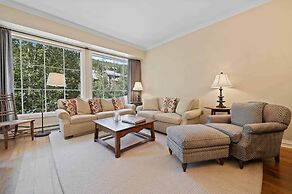 Oxford Court by East West Hospitality