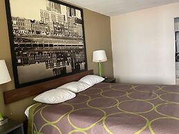 Super 8 by Wyndham Chattanooga/East Ridge